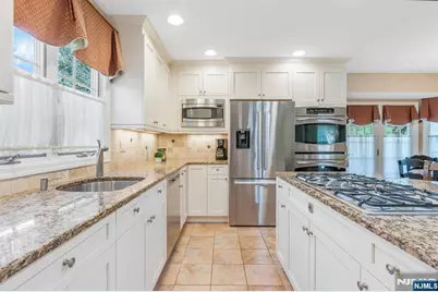 312 William Way, Wyckoff Township, NJ 07481 - Photo 9