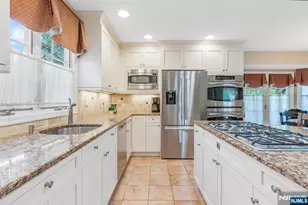 312 William Way, Wyckoff Township, NJ 07481 - Photo 9