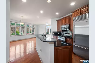 7400 River Road 438 #438, North Bergen, NJ 07047 - Photo 5