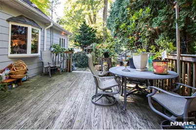 10 Locust Lane, Mahwah, NJ 07430 - Photo 19