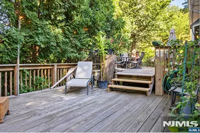 10 Locust Lane, Mahwah, NJ 07430 - Photo 21