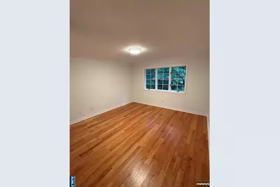 22 Bradshaw Court B5 #B5, Hillsdale, NJ 07642 - Photo 15