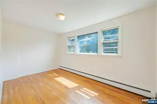 335 10th Street 2nd Fl, Palisades Park, NJ 07650 - Photo 9