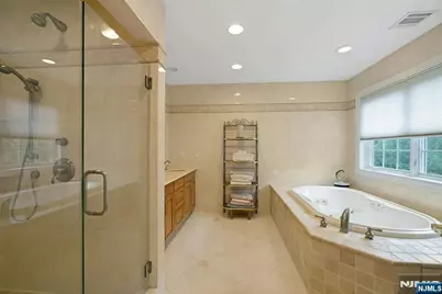 87 Linden Avenue, Emerson, NJ 07630 - Photo 23