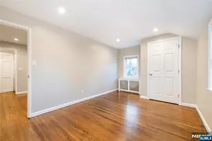 189 Washington Ave 2nd Floor, Little Ferry, NJ 07643 - Photo 3