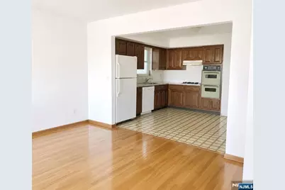 470 4th Street, Palisades Park, NJ 07650 - Photo 5