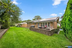 55 Birch St, Englewood Cliffs, NJ 07632 - Photo 29