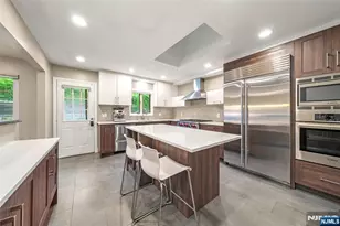 55 Birch St, Englewood Cliffs, NJ 07632 - Photo 11