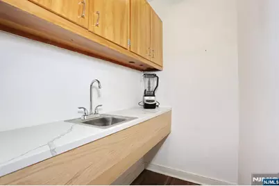328 Ridgewood Avenue, Ridgewood, NJ 07450 - Photo 27