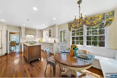 328 Ridgewood Avenue, Ridgewood, NJ 07450 - Photo 11