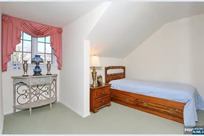 328 Ridgewood Avenue, Ridgewood, NJ 07450 - Photo 31
