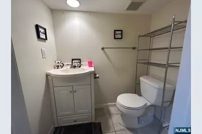 31 Bamford Avenue 1st Floor #1st floor, Hawthorne, NJ 07506 - Photo 19