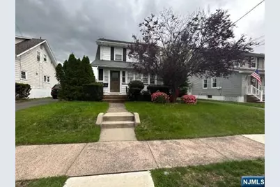 31 Bamford Avenue 1st Floor #1st floor, Hawthorne, NJ 07506 - Photo 1