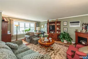 424 Oak St, Ridgefield, NJ 07657 - Photo 15