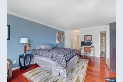 250 Gorge 21B #21B, Cliffside Park, NJ 07010 - Photo 15