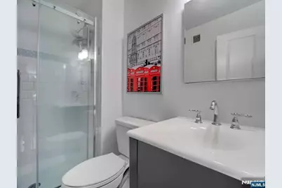 250 Gorge 21B #21B, Cliffside Park, NJ 07010 - Photo 17