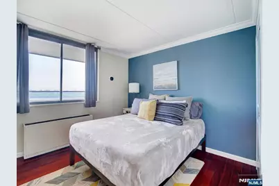 250 Gorge 21B #21B, Cliffside Park, NJ 07010 - Photo 11