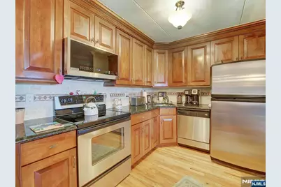 250 Gorge Road 22F #22F, Cliffside Park, NJ 07010 - Photo 5
