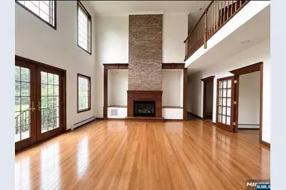 604 Grandview Terrace, Franklin Lakes, NJ 07417 - Photo 5
