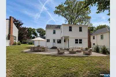 135 Washington, West Caldwell, NJ 07006 - Photo 15