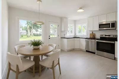 135 Washington, West Caldwell, NJ 07006 - Photo 5