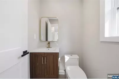 182 W Grand Avenue, Park Ridge, NJ 07656 - Photo 11