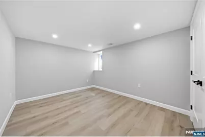182 W Grand Avenue, Park Ridge, NJ 07656 - Photo 27