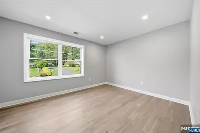 182 W Grand Avenue, Park Ridge, NJ 07656 - Photo 13