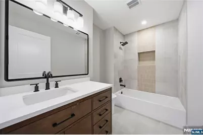 182 W Grand Avenue, Park Ridge, NJ 07656 - Photo 15