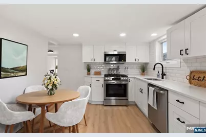 180 Cutter Avenue, Woodbridge Township, NJ 08863 - Photo 13