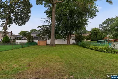180 Cutter Avenue, Woodbridge Township, NJ 08863 - Photo 27