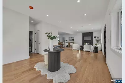 206 Columbia Street, Wood Ridge, NJ 07075 - Photo 5