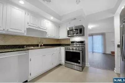 109 E Palisade Avenue 2 #2, Englewood, NJ 07631 - Photo 5
