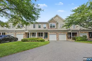 214 Levinberg Ln, Wayne, NJ 07470 - Photo 3