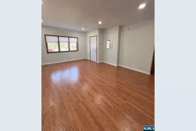 344 Valley Brook Avenue 1 #1, Lyndhurst Township, NJ 07071 - Photo 9