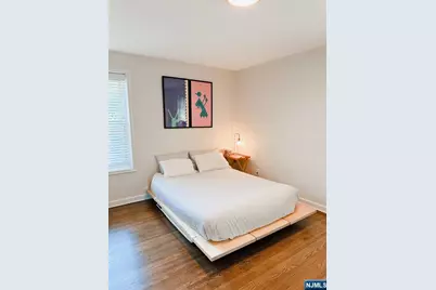 2340 Linwood Avenue 3C #3C, Fort Lee, NJ 07024 - Photo 9