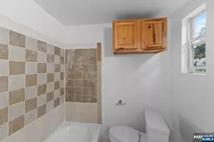 123 Washington St, East Orange, NJ 07017 - Photo 27