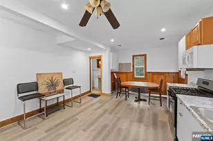 123 Washington St, East Orange, NJ 07017 - Photo 9