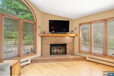 226 Whitford Avenue, Nutley, NJ 07110 - Photo 25