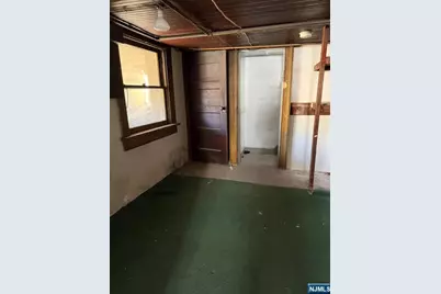 41 Outlook Avenue, Hawthorne, NJ 07506 - Photo 17