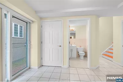 105 6th Street A #A, Fairview, NJ 07022 - Photo 23