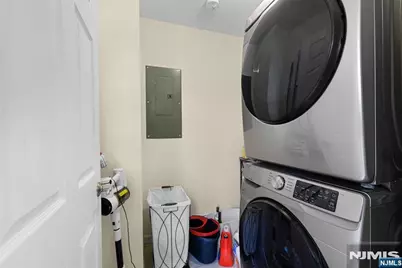 105 6th Street A #A, Fairview, NJ 07022 - Photo 9
