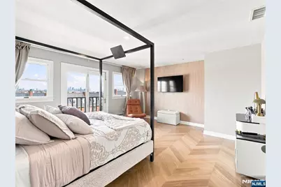 202 W Shearwater Court Ph-51 #PH-51, Jersey City, NJ 07305 - Photo 17