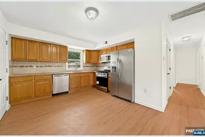726 Saddle River Road, Saddle Brook Township, NJ 07663 - Photo 35