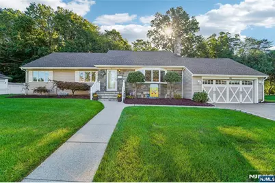 20 Colonial Road, Emerson, NJ 07630 - Photo 3