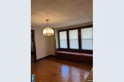 264 Lawton Avenue 1 #1, Cliffside Park, NJ 07010 - Photo 15