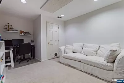 2373 Phillip Court, Mahwah, NJ 07430 - Photo 11