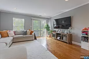 2373 Phillip Ct, Mahwah, NJ 07430 - Photo 7