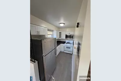 60 Columbia Avenue 25 #25, Dumont, NJ 07628 - Photo 3