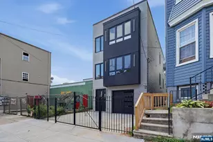 161 21st St, Irvington, NJ 07111 - Photo 37
